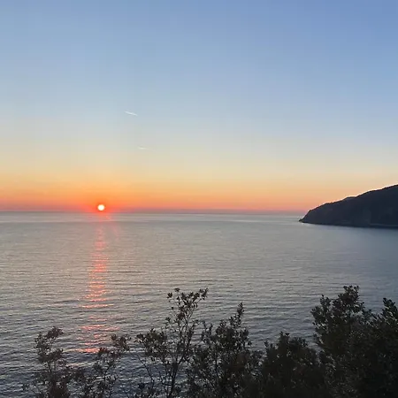 Il Nido Sul Mare Con Accesso Diretto Moneglia