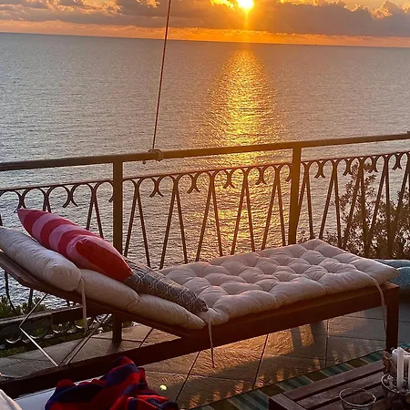 Il Nido Sul Mare Con Accesso Diretto Moneglia