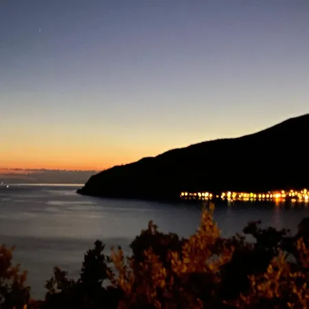 Il Nido Sul Mare Con Accesso Diretto 펜션 *