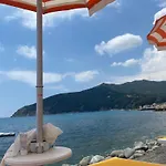 Сasa de vacaciones Il Nido Sul Mare Con Accesso Diretto