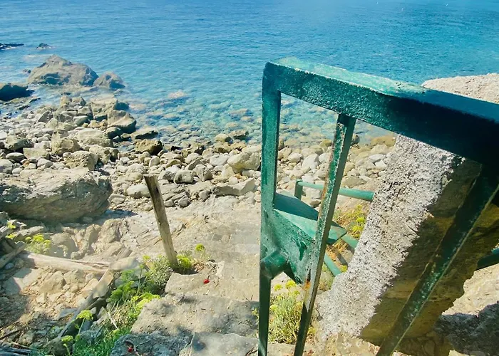 Il Nido Sul Mare Con Accesso Diretto Moneglia